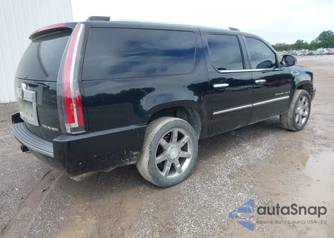2008 Cadillac Escalade Esv Standard z USA, uszkodzony, nr VIN 1GYFK668X8R111533